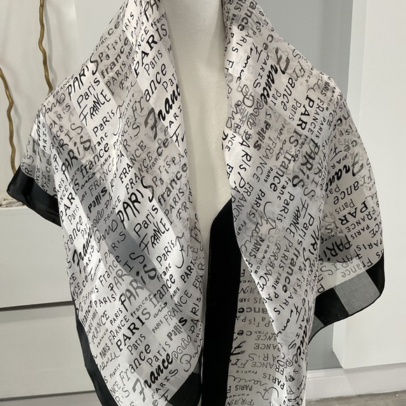 Elegant Black and White Script Scarf - Picture 2 of 5